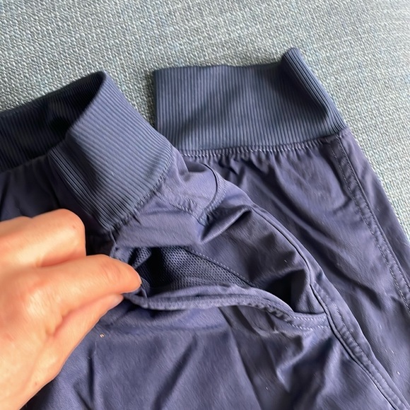 $ firm North Face Aphrodite Joggers - Picture 4 of 8